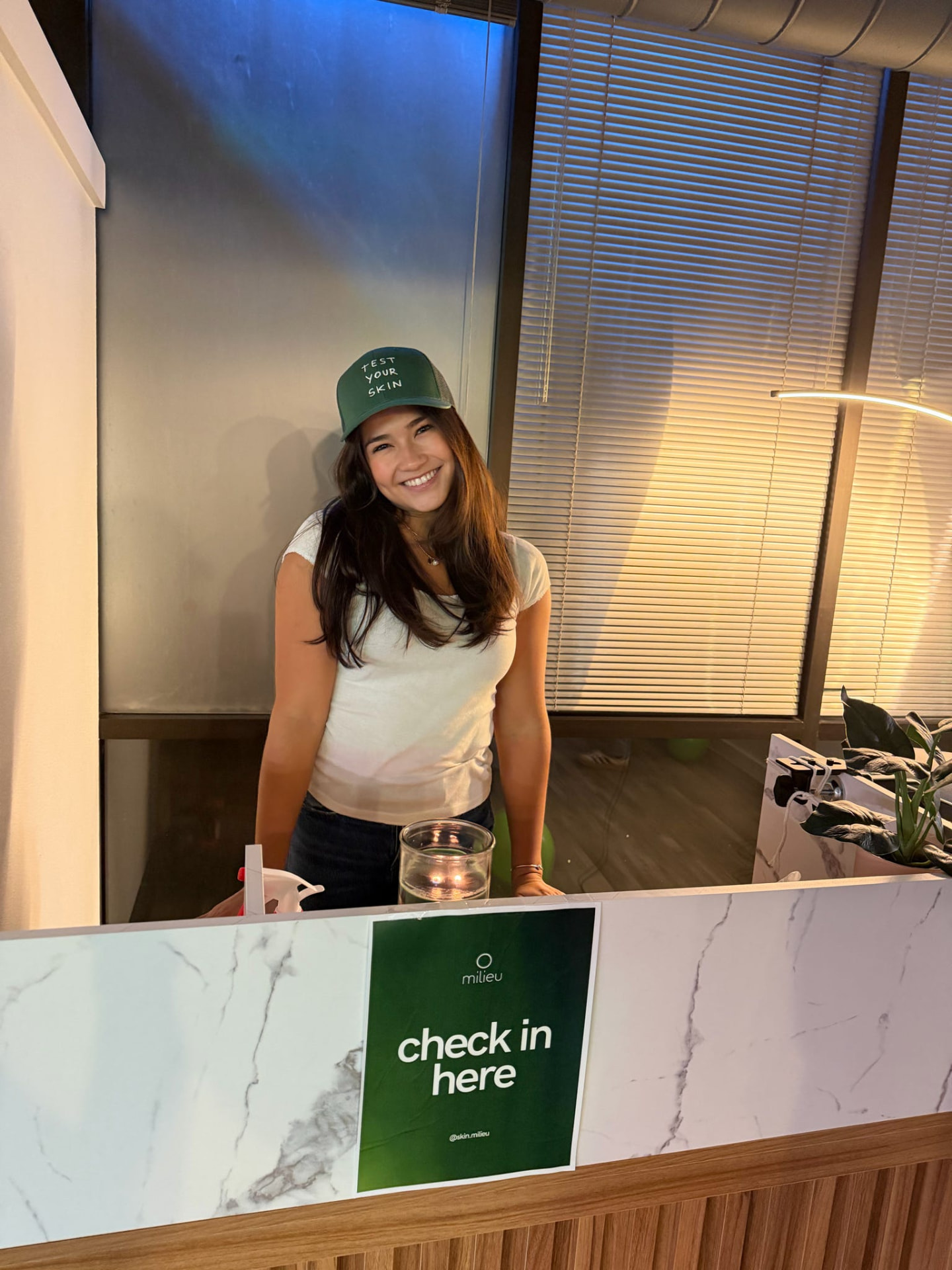 Milieu check-in table at the event